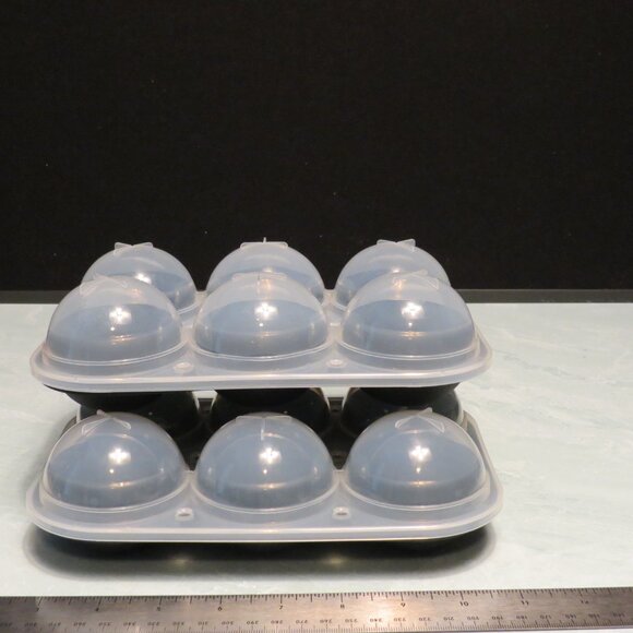 Set of 2 Large Ice Cube Trays, Ice Balls for Whiskey 2.5 Inch, Easy Release - Picture 2 of 4